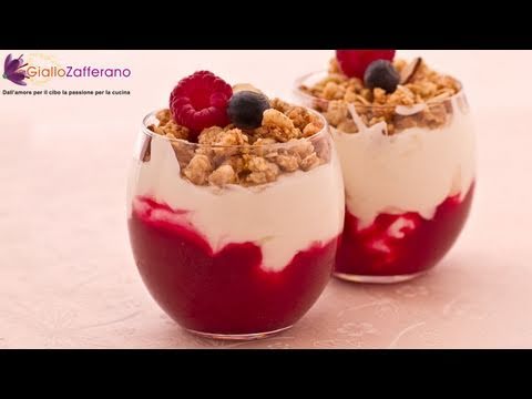 Coppette allo yogurt con frutti di bosco – YummY