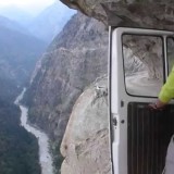 La strada più pericolosa al mondo | Himalaya